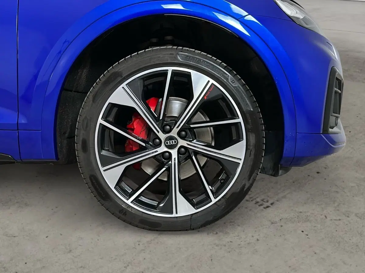 Audi Q5 Sportback usata a Napoli (18)
