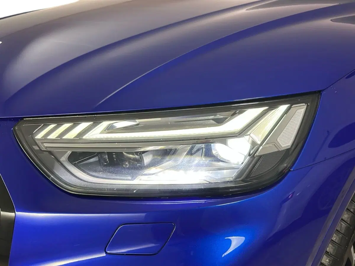 Audi Q5 Sportback usata a Napoli (19)