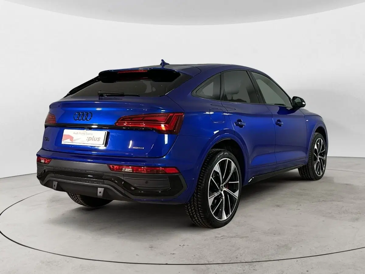 Audi Q5 Sportback usata a Napoli (4)