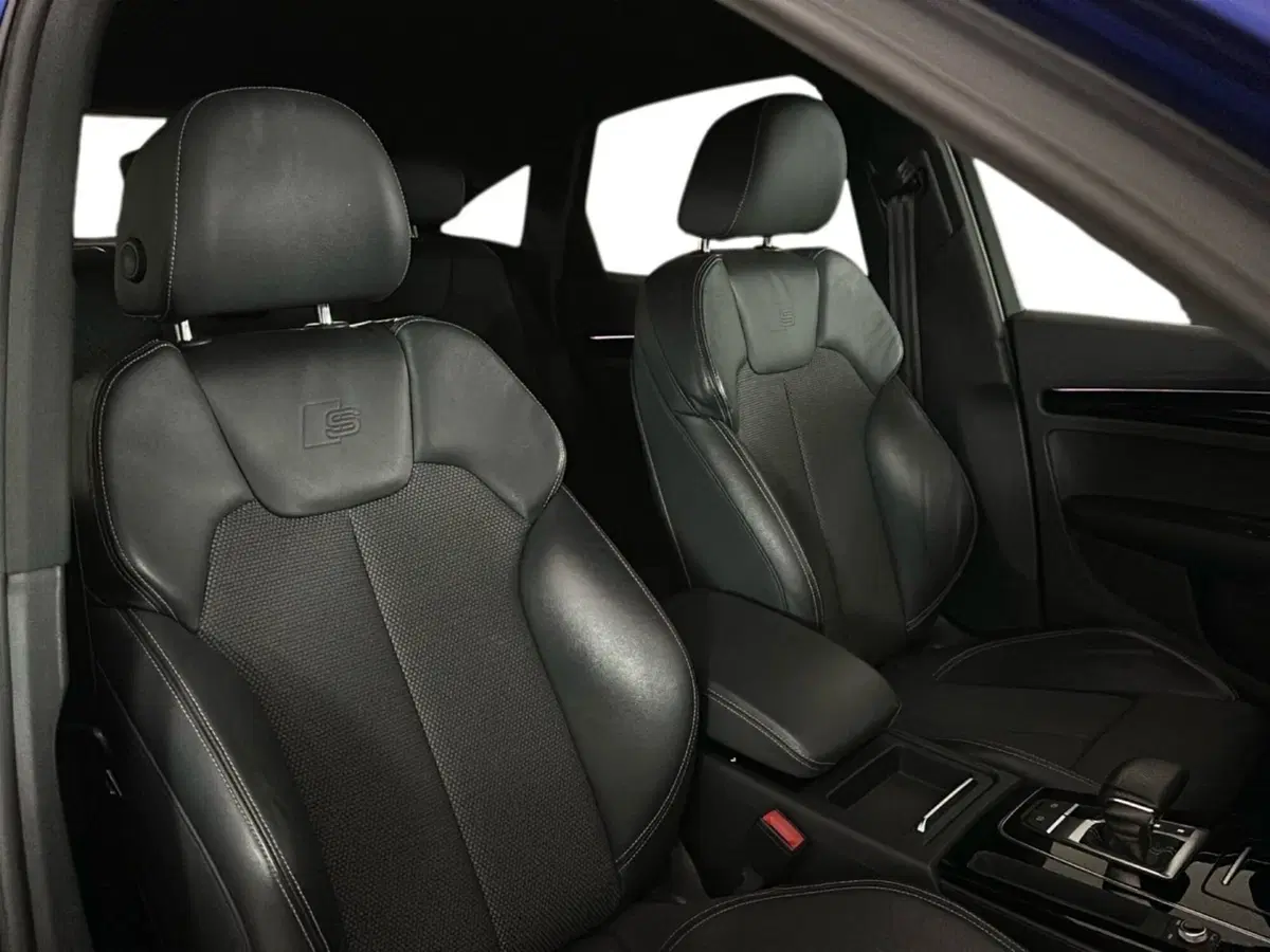 Audi Q5 Sportback usata a Napoli (9)