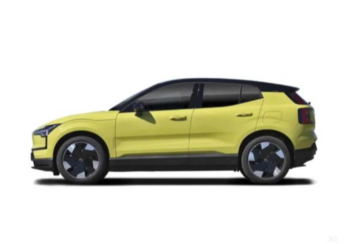 Volvo EX30 usata a Palermo (13)