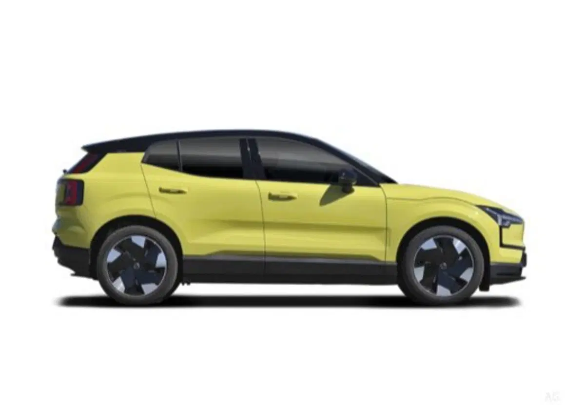 Volvo EX30 usata a Palermo (15)