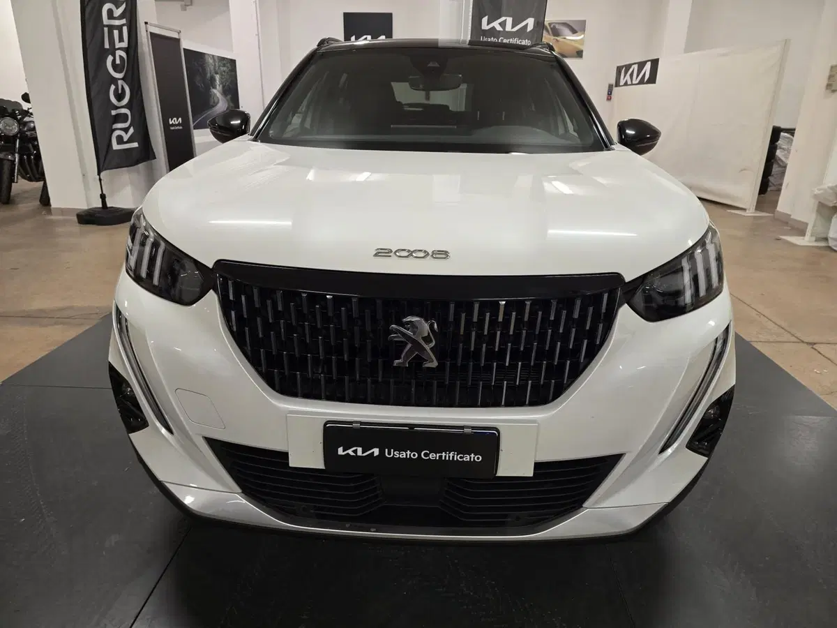 Peugeot 2008 usata a Rimini (2)