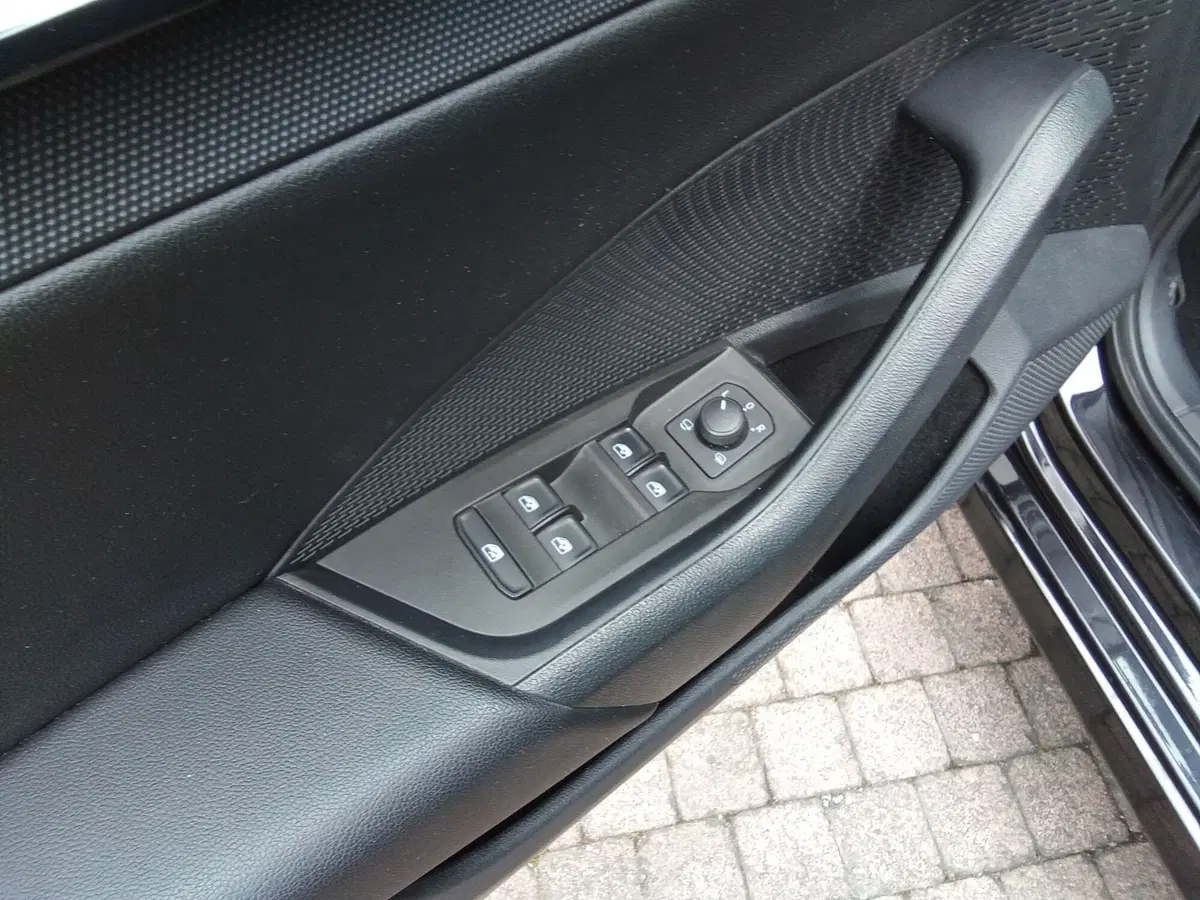 Skoda Octavia Station Wagon usata a Rimini (13)