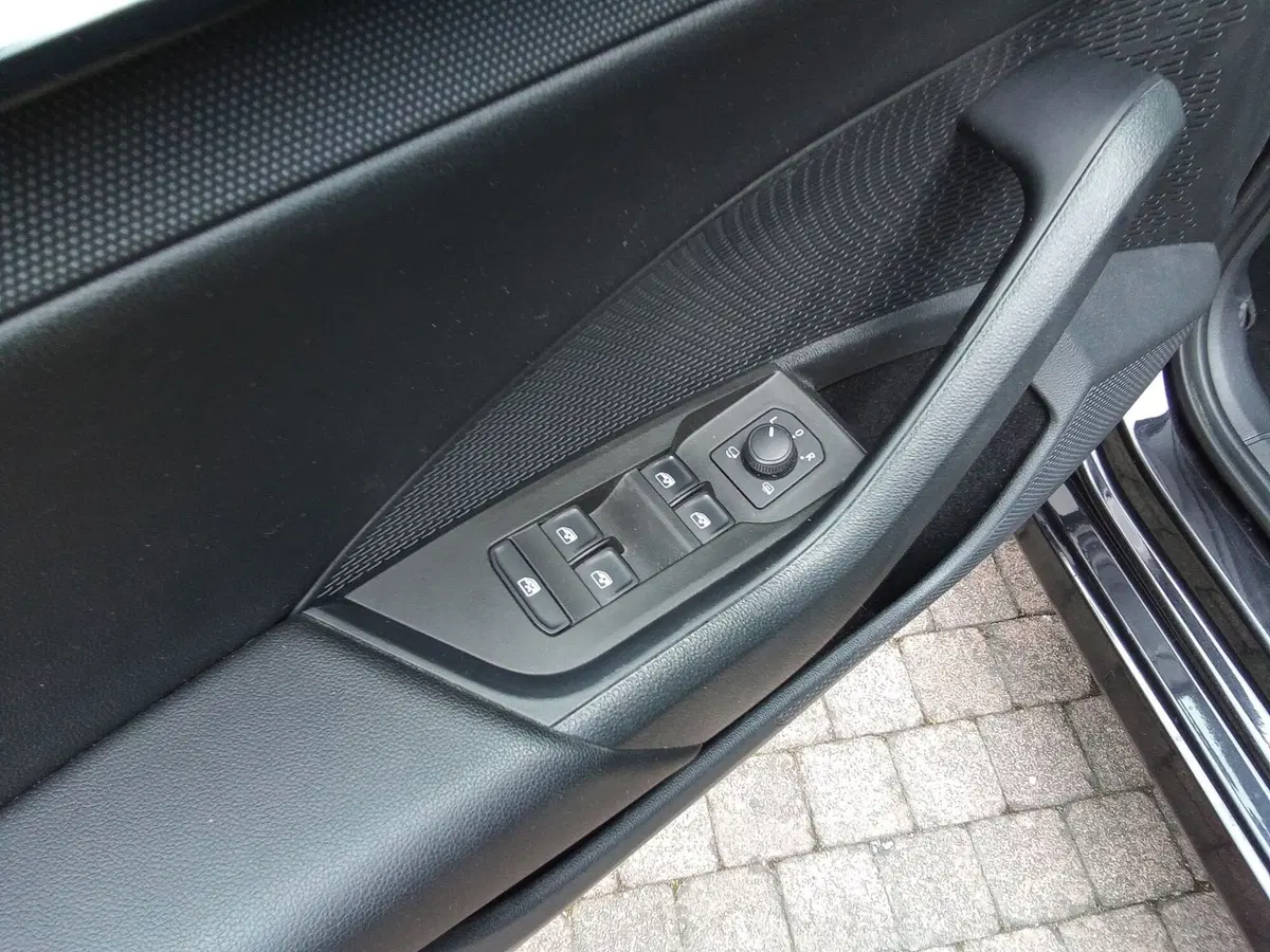 Skoda Octavia Station Wagon usata a Rimini (14)
