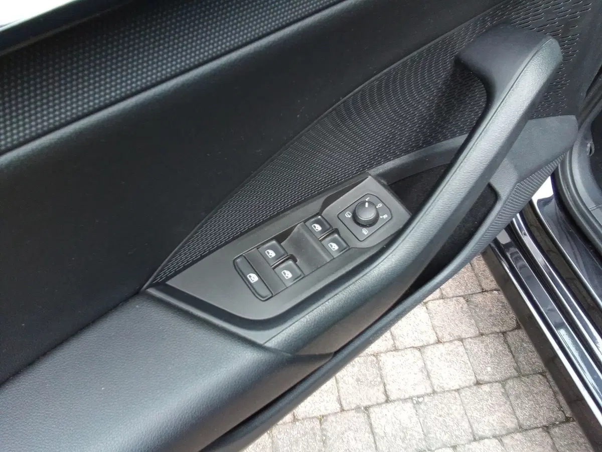 Skoda Octavia Station Wagon usata a Rimini (16)