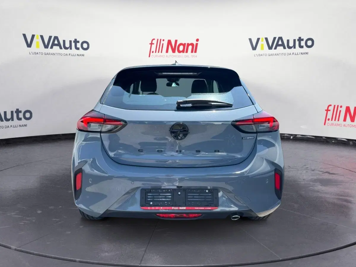 Opel Corsa nuova a Massa-Carrara (7)