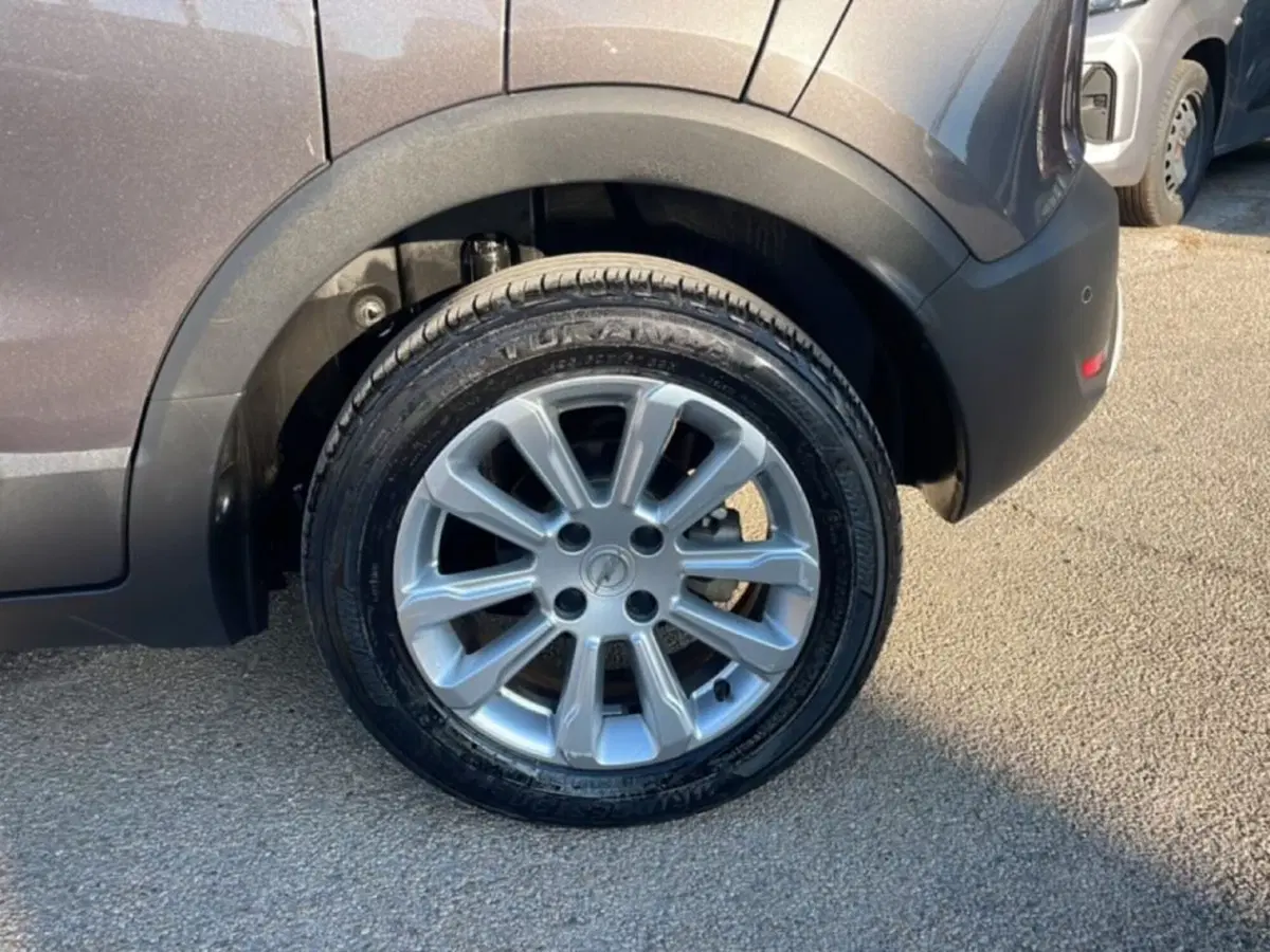 Opel Crossland usata a Foggia (11)