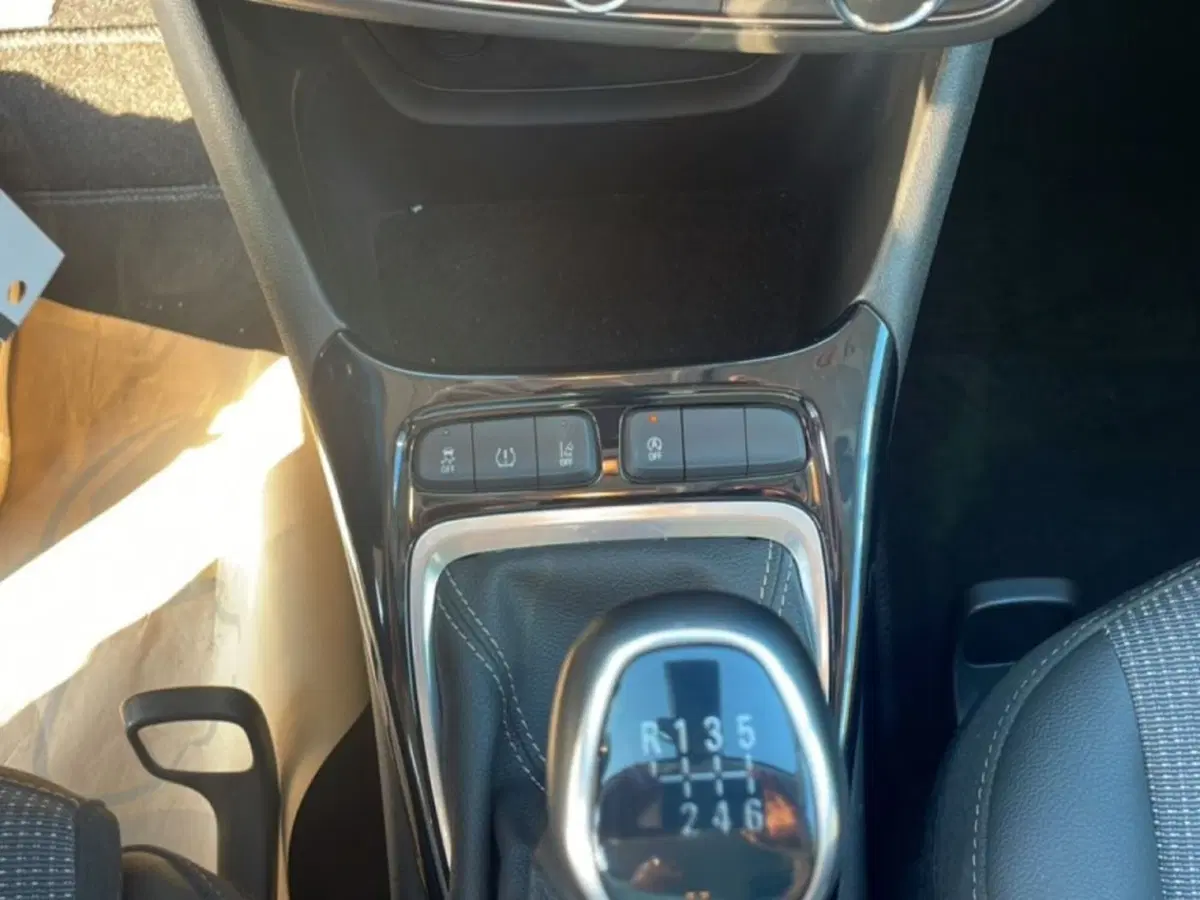 Opel Crossland usata a Foggia (14)