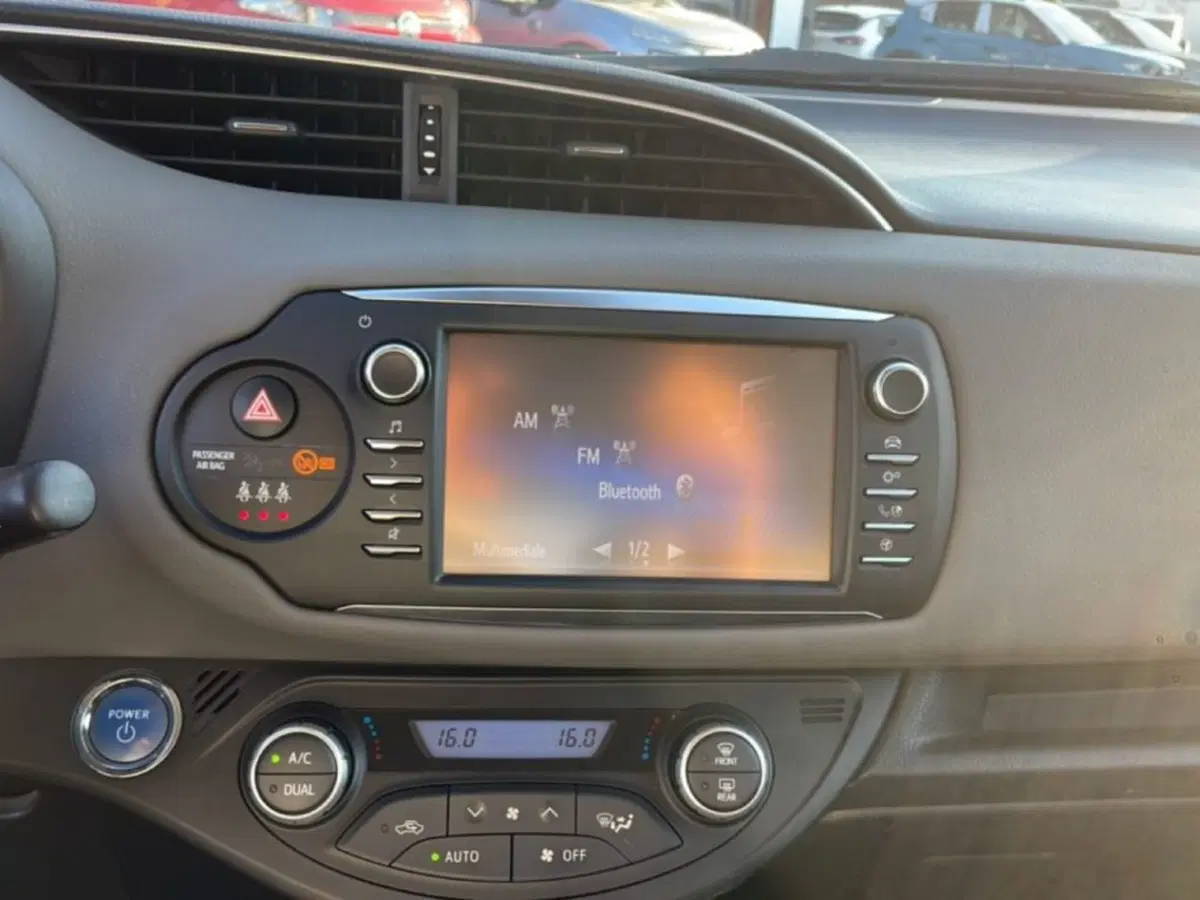 Toyota Yaris usata a Foggia (13)