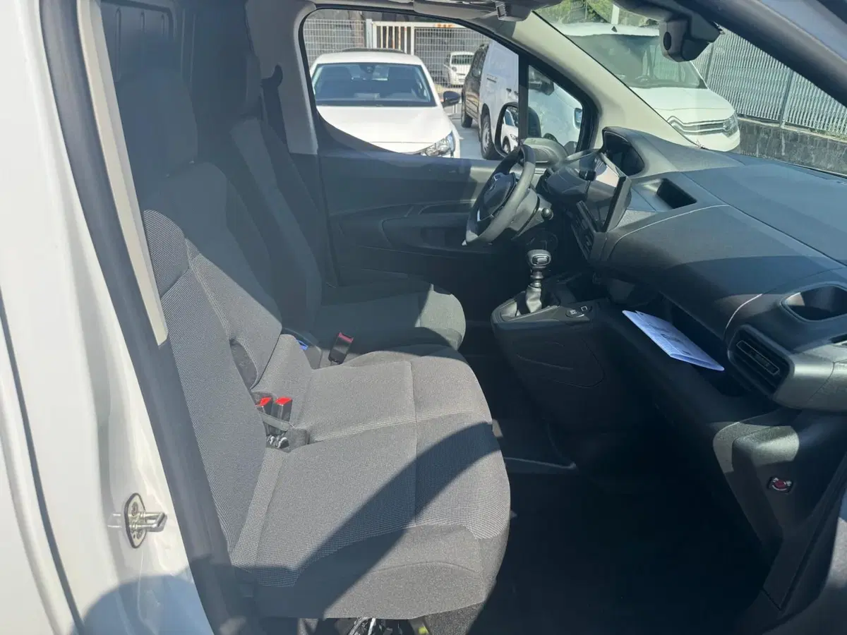 Peugeot Partner Furgone nuova a Massa-Carrara (6)