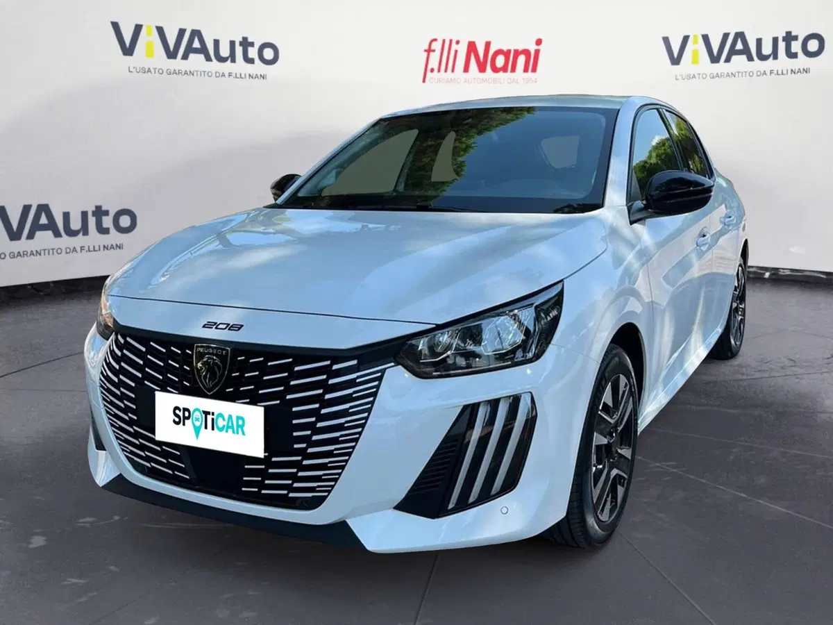 Peugeot 208 nuova a Massa-Carrara (2)