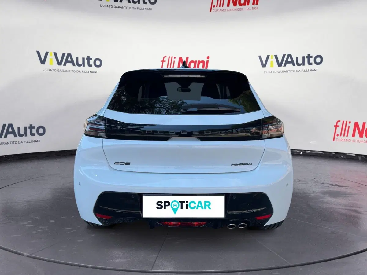 Peugeot 208 nuova a Massa-Carrara (7)