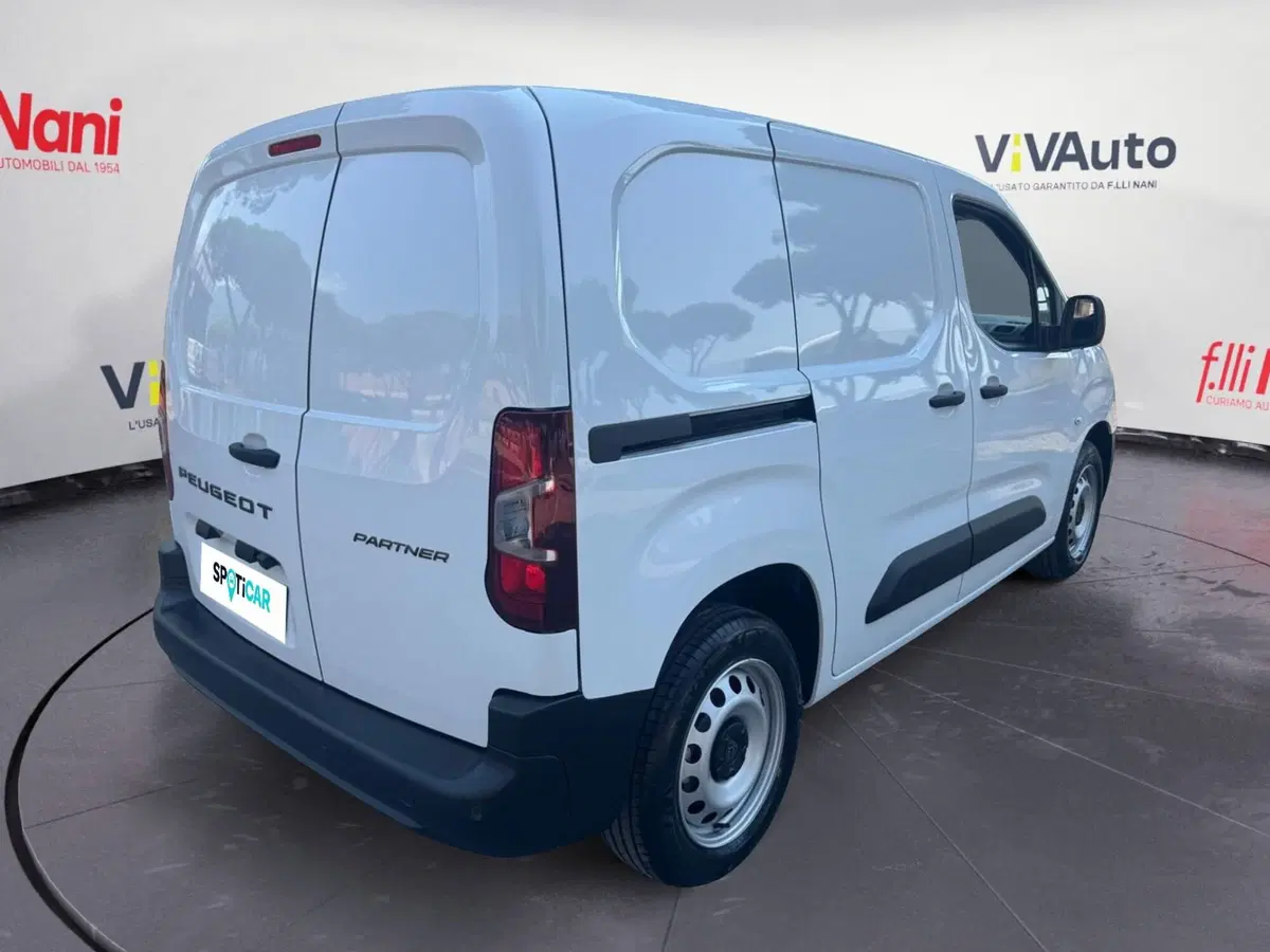 Peugeot Partner Furgone nuova a Massa-Carrara (2)