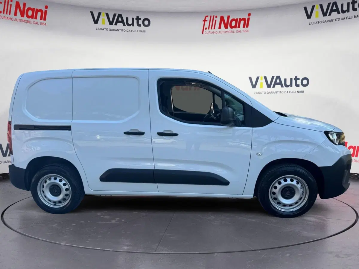 Peugeot Partner Furgone nuova a Massa-Carrara (8)