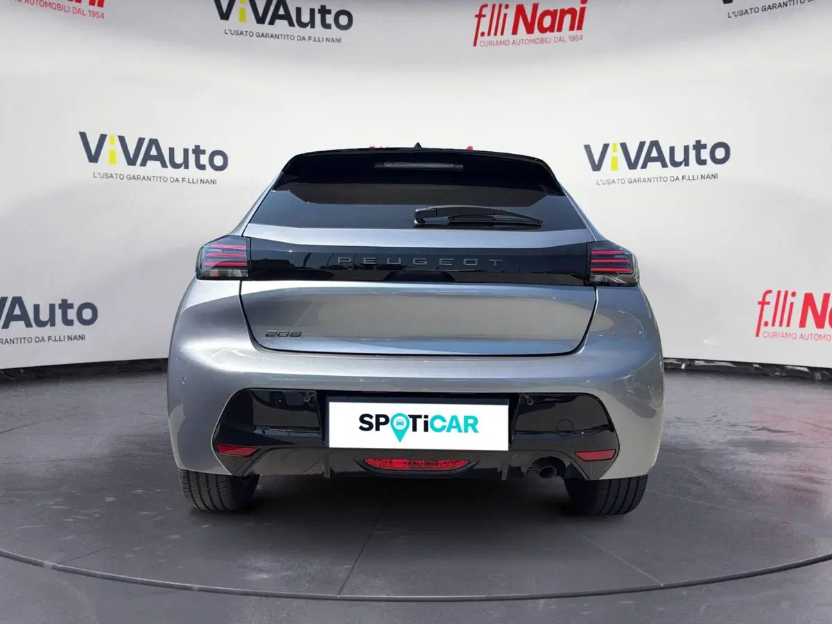 Peugeot 208 usata a Massa-Carrara (4)