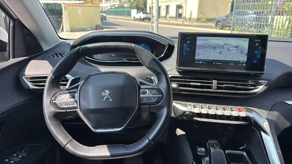 Peugeot 3008 usata a Massa-Carrara (20)
