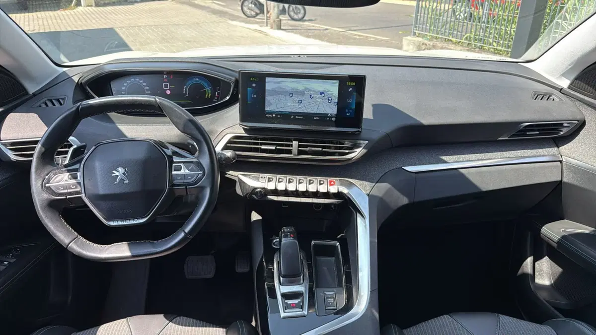 Peugeot 3008 usata a Massa-Carrara (6)