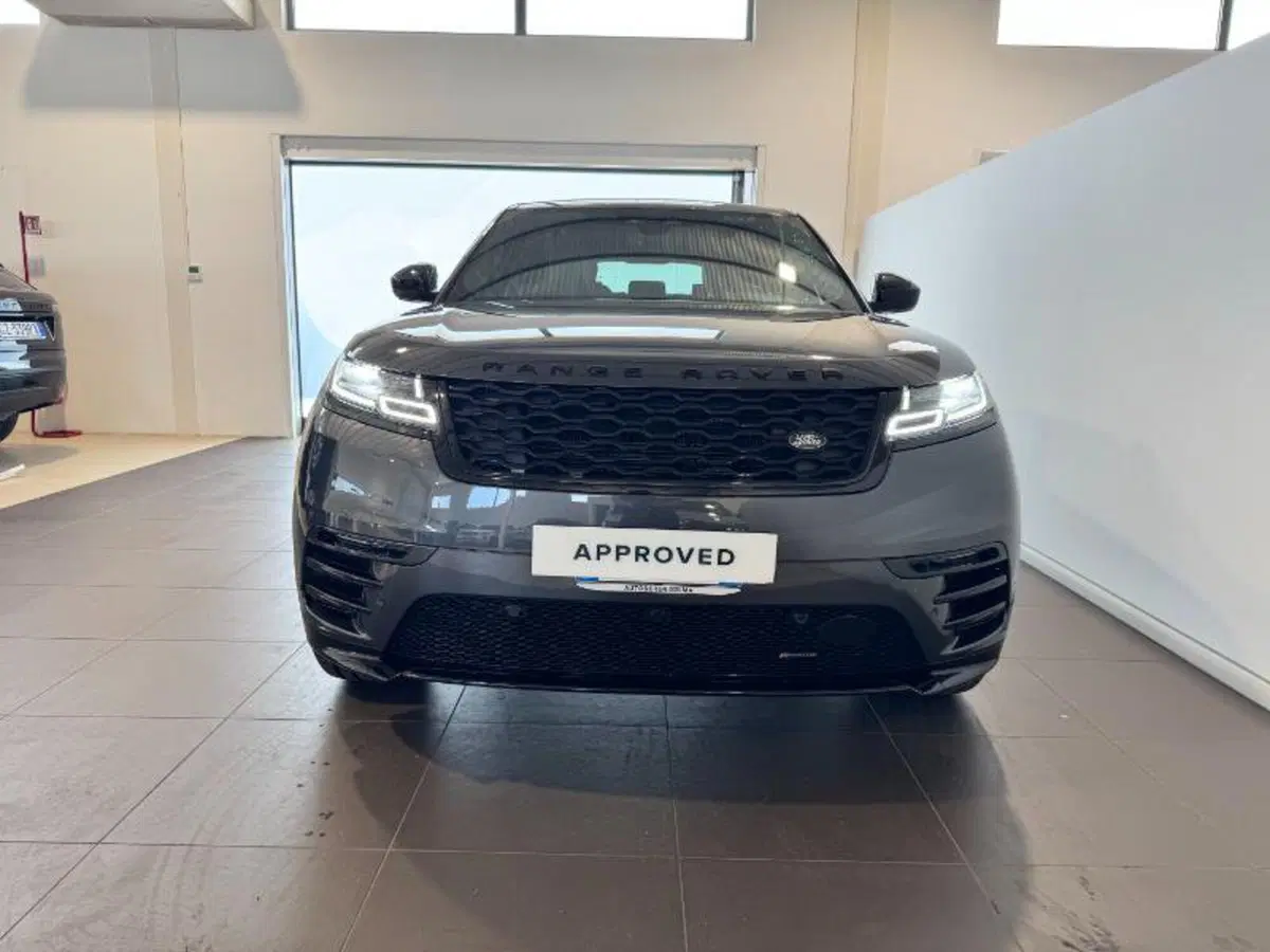 Land Rover Range Rover Velar usata a Venezia (8)