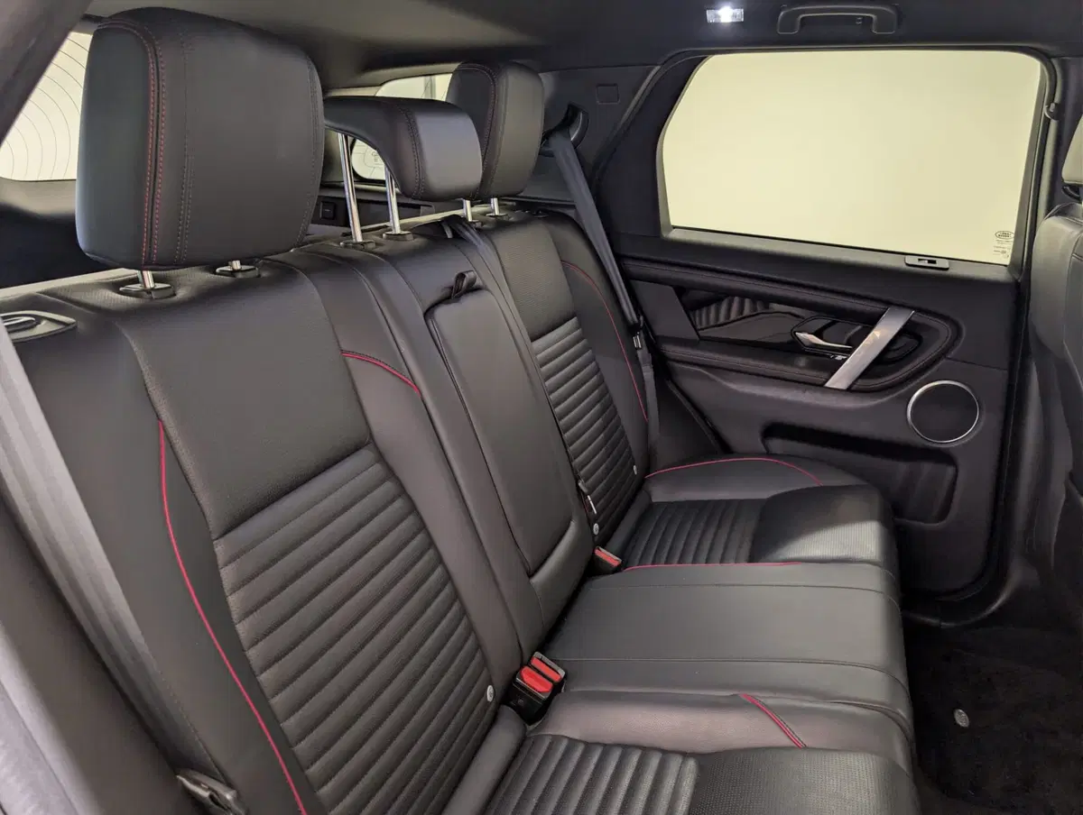 Land Rover Discovery Sport usata a Cuneo (5)