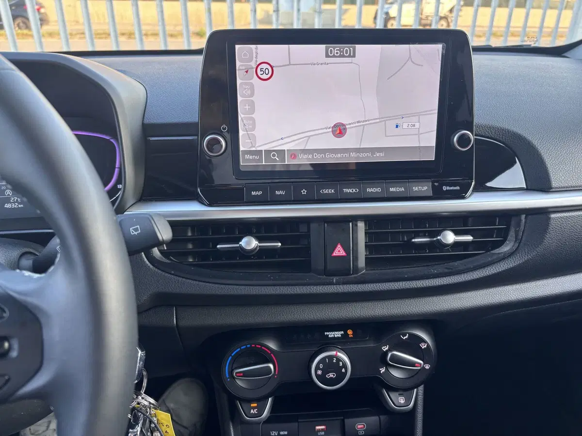 Kia Picanto usata a Ancona (18)