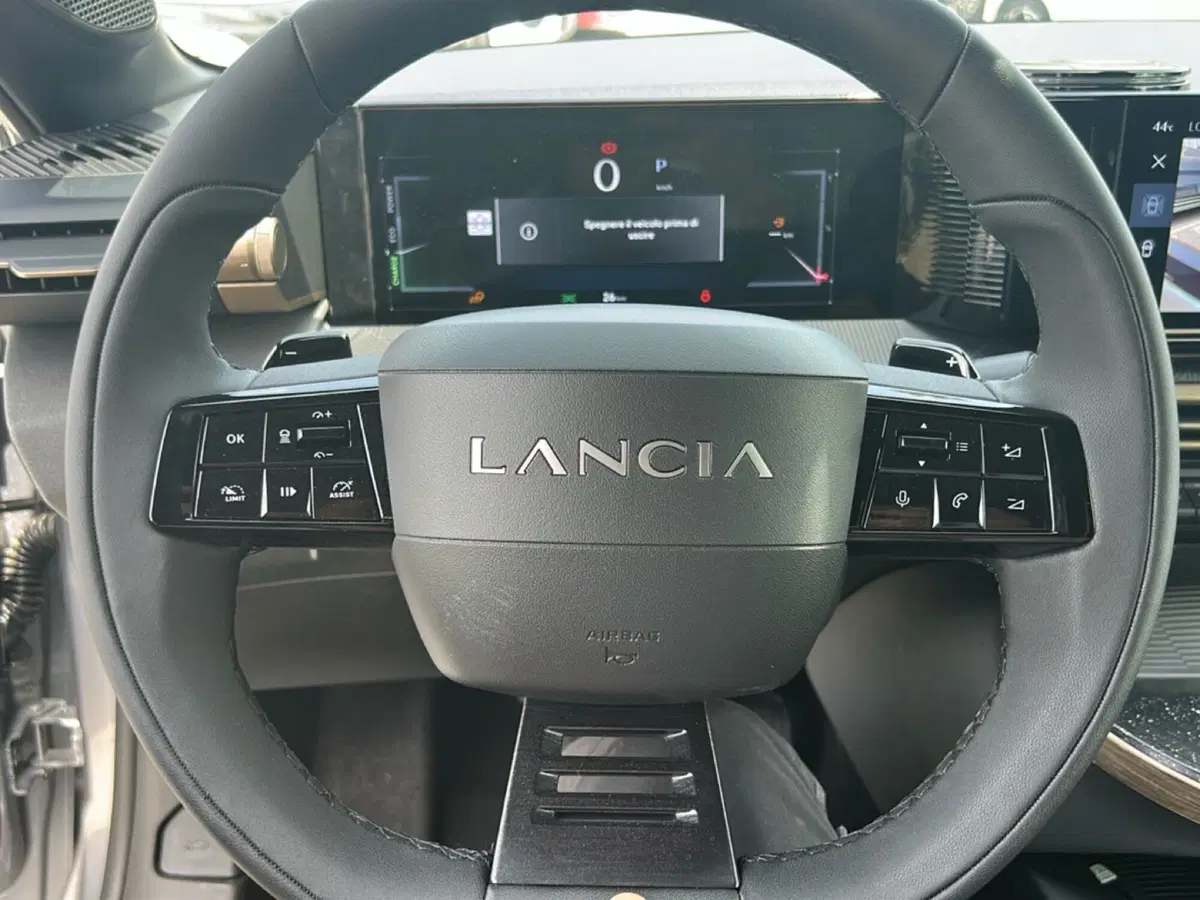 Lancia Ypsilon nuova a Roma (13)