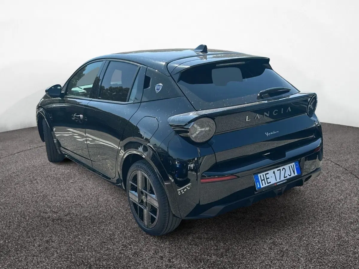 Lancia Ypsilon nuova a Roma (4)