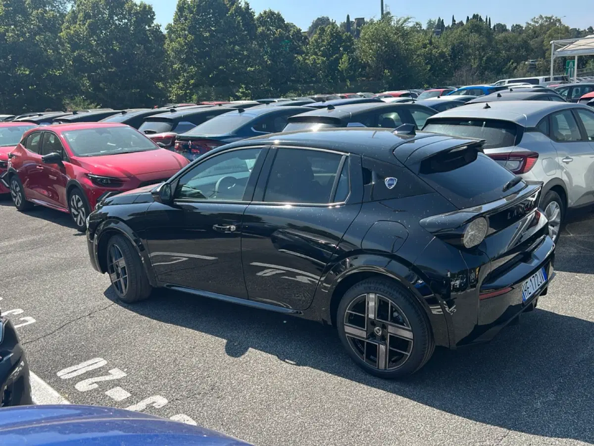 Lancia Ypsilon nuova a Roma (6)