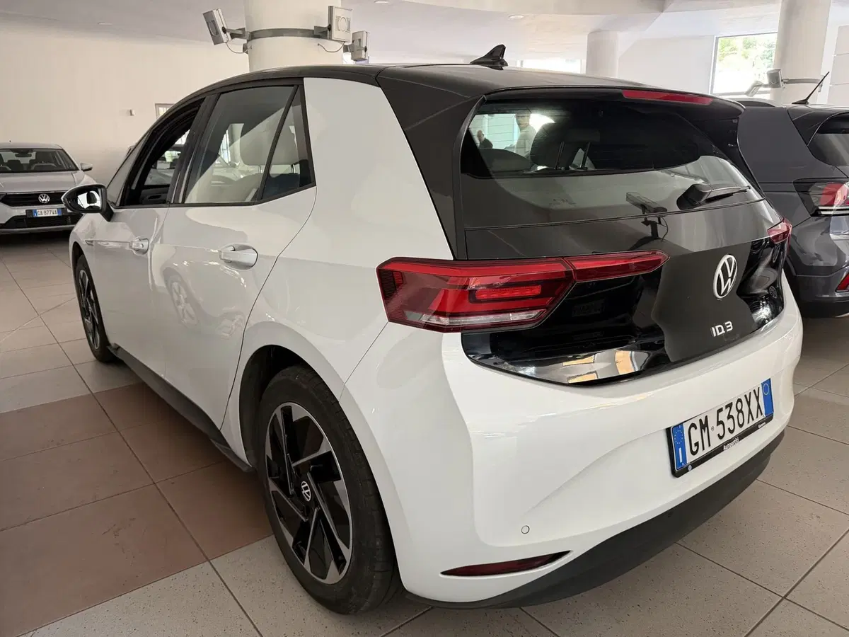 Volkswagen ID.3 usata a Genova (2)