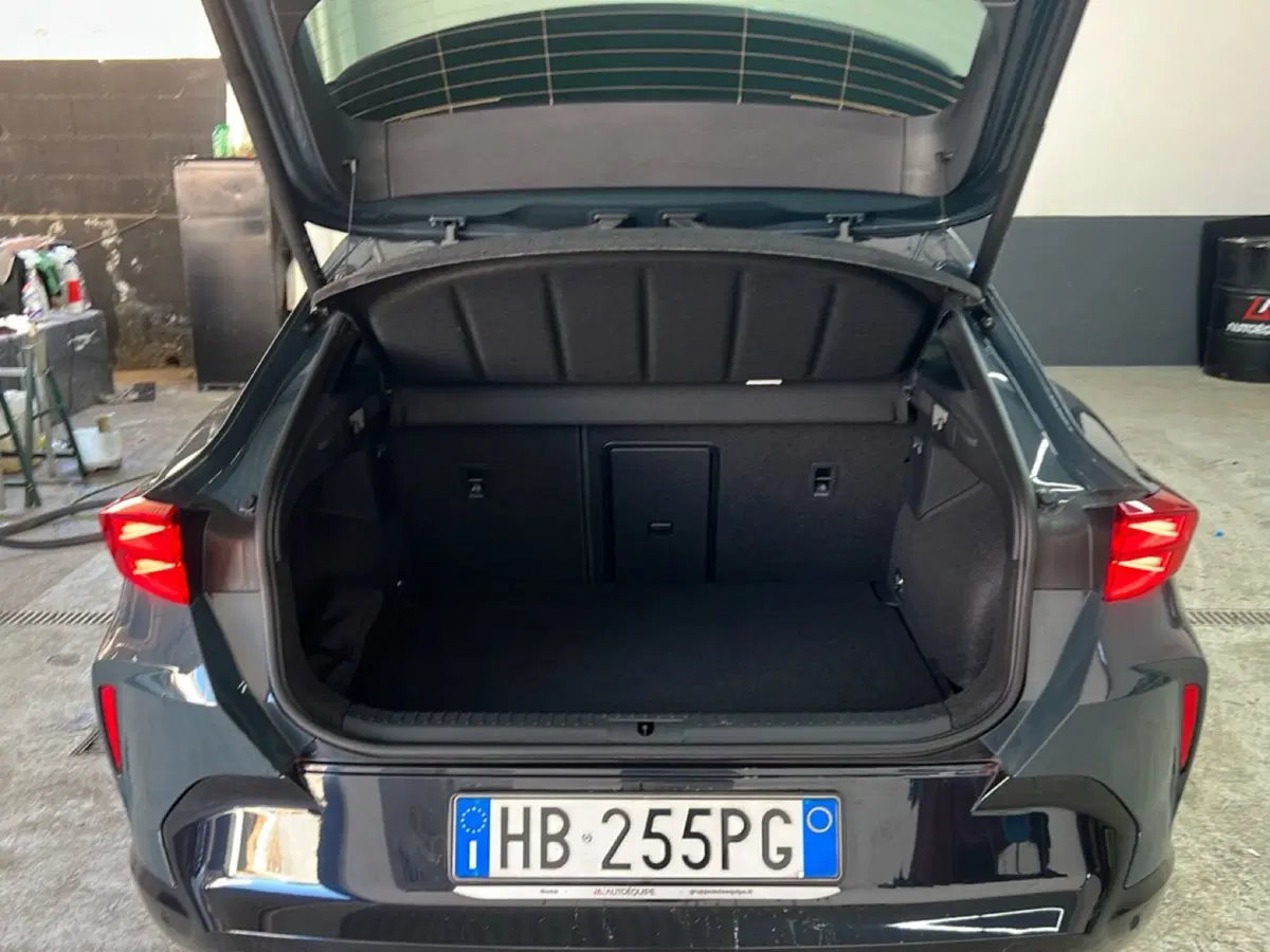 Cupra Formentor usata a Roma (10)