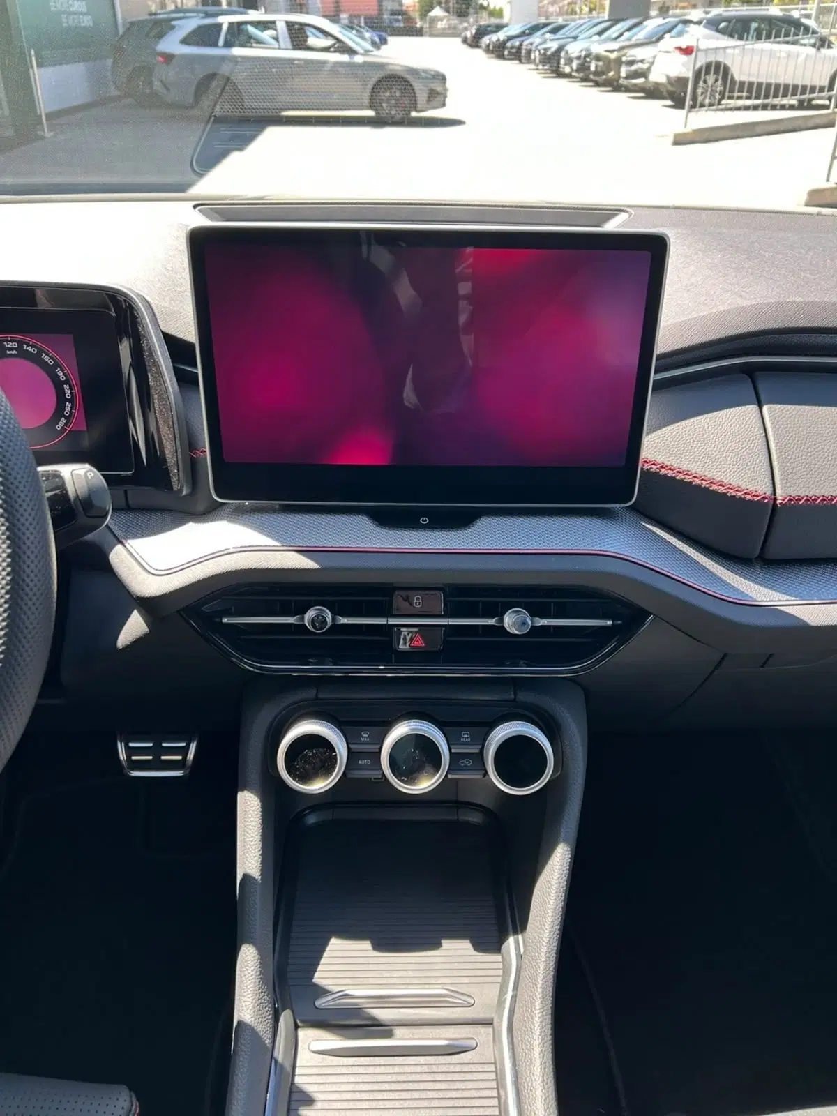 Skoda Kodiaq nuova a Lecco (10)