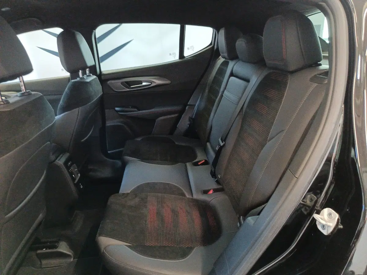 Alfa Romeo Tonale usata a Varese (9)