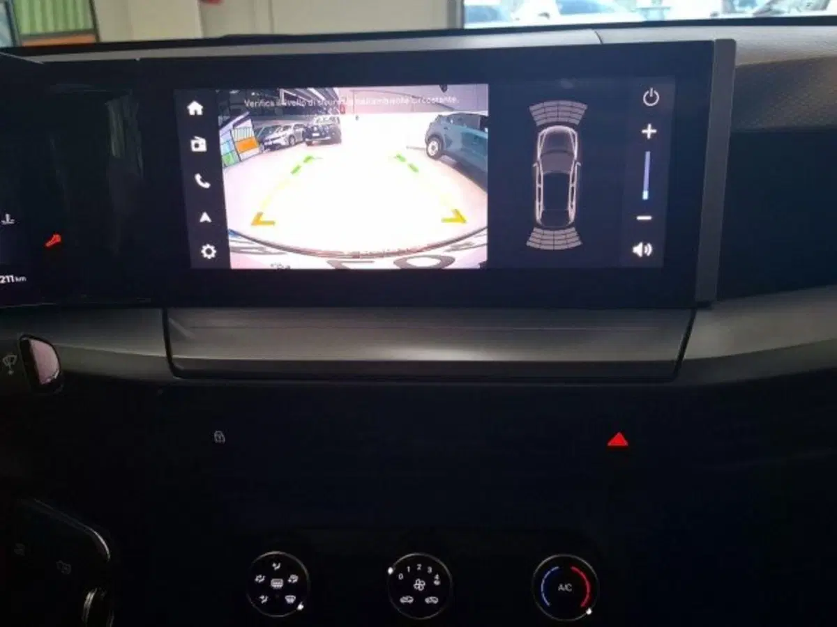 Opel Frontera nuova a Ancona (18)