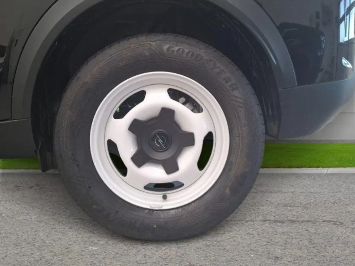 Opel Frontera nuova a Ancona (8)