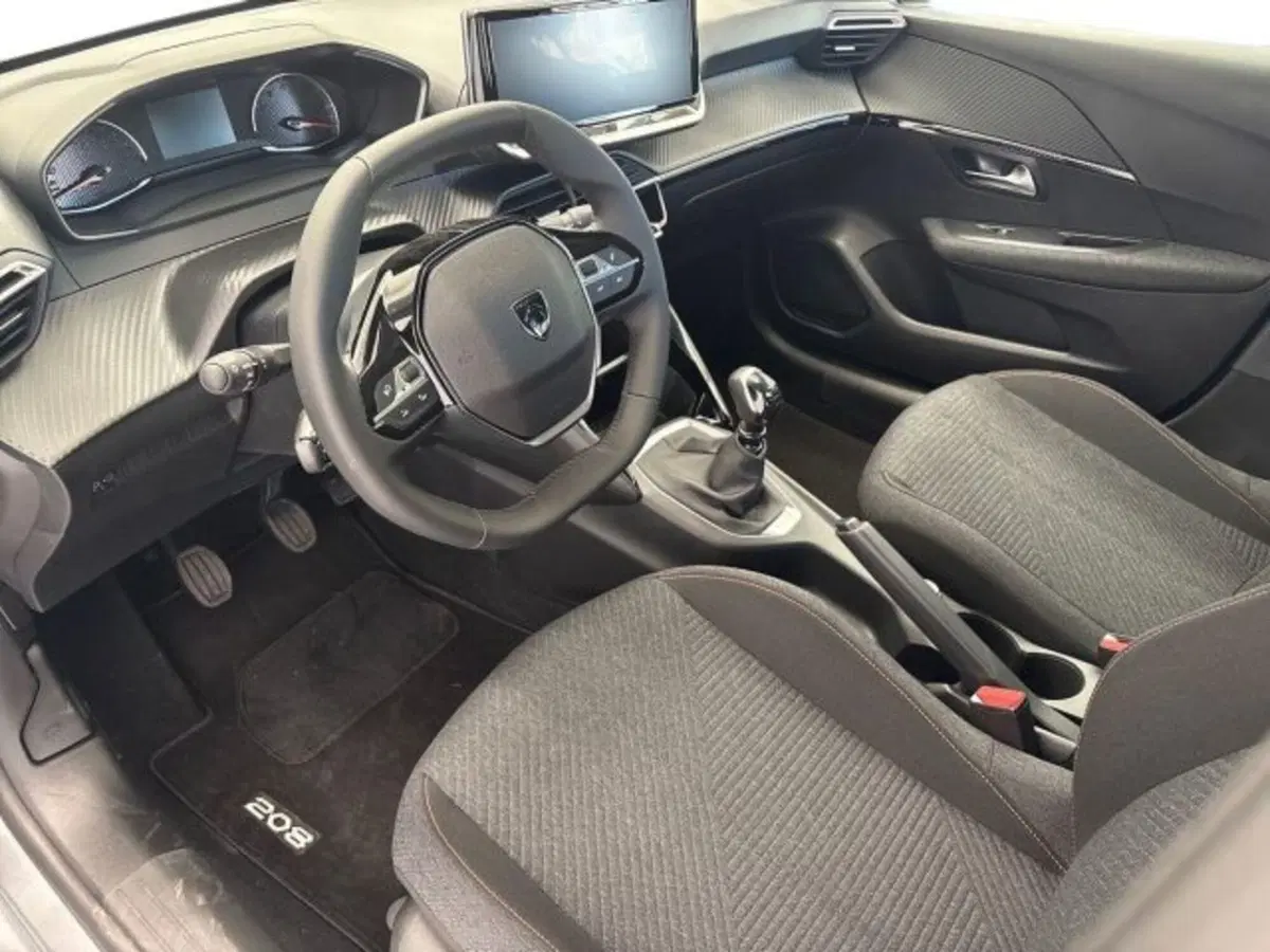 Peugeot 208 nuova a Ancona (15)