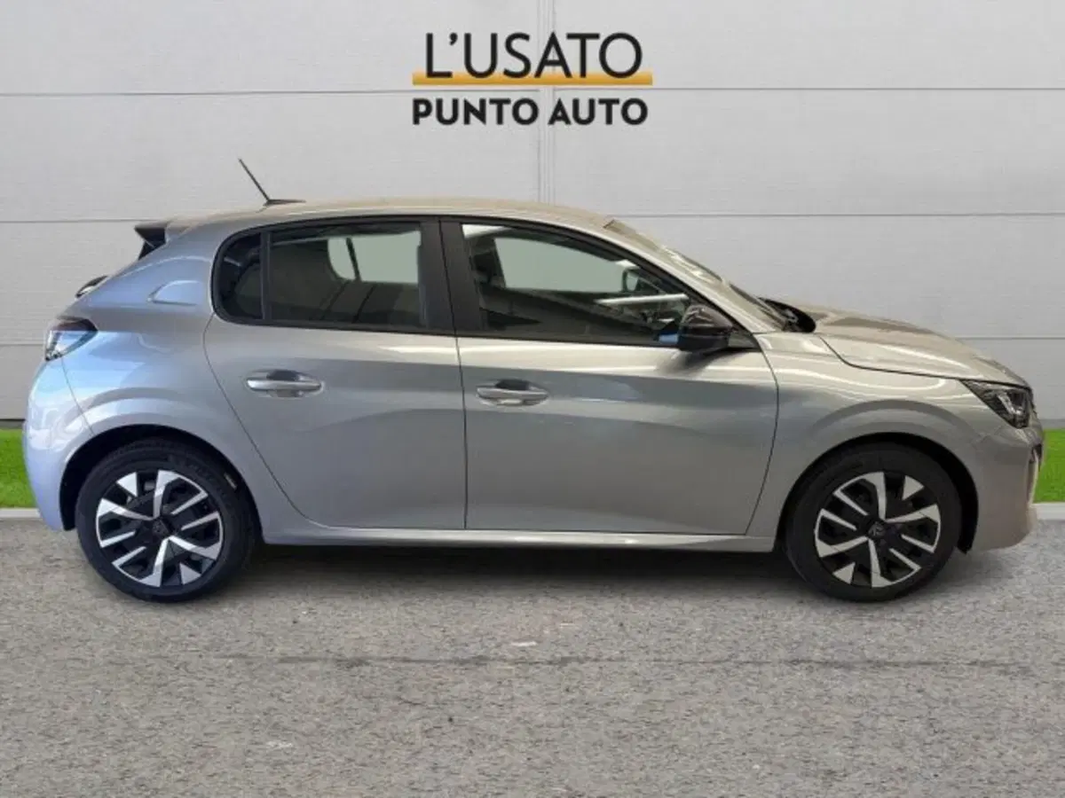 Peugeot 208 nuova a Ancona (3)