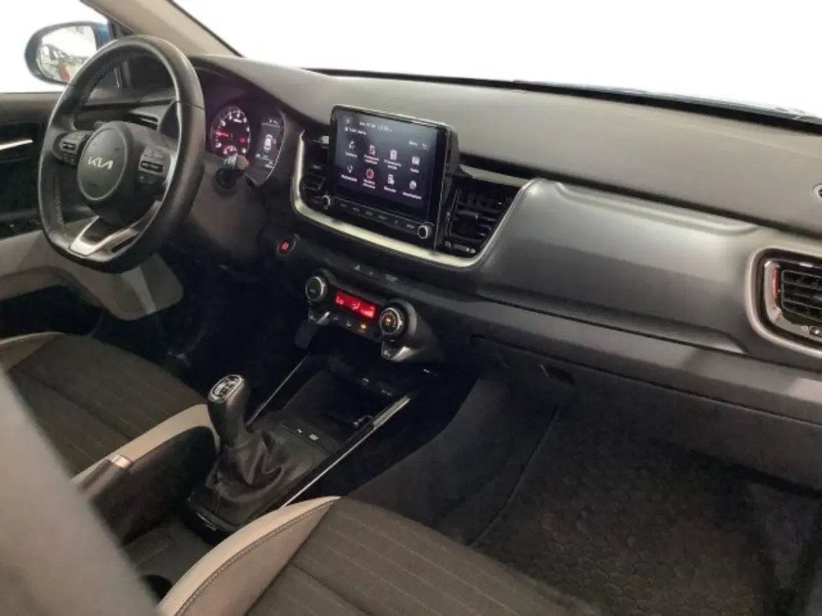 Kia Stonic usata a Catania (9)