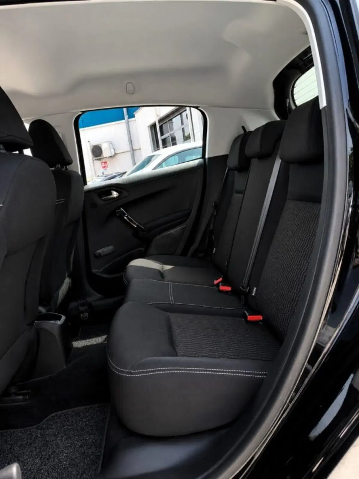 Peugeot 208 usata a Firenze (14)