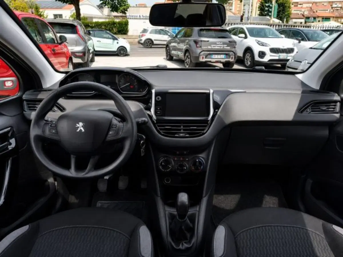 Peugeot 208 usata a Firenze (9)