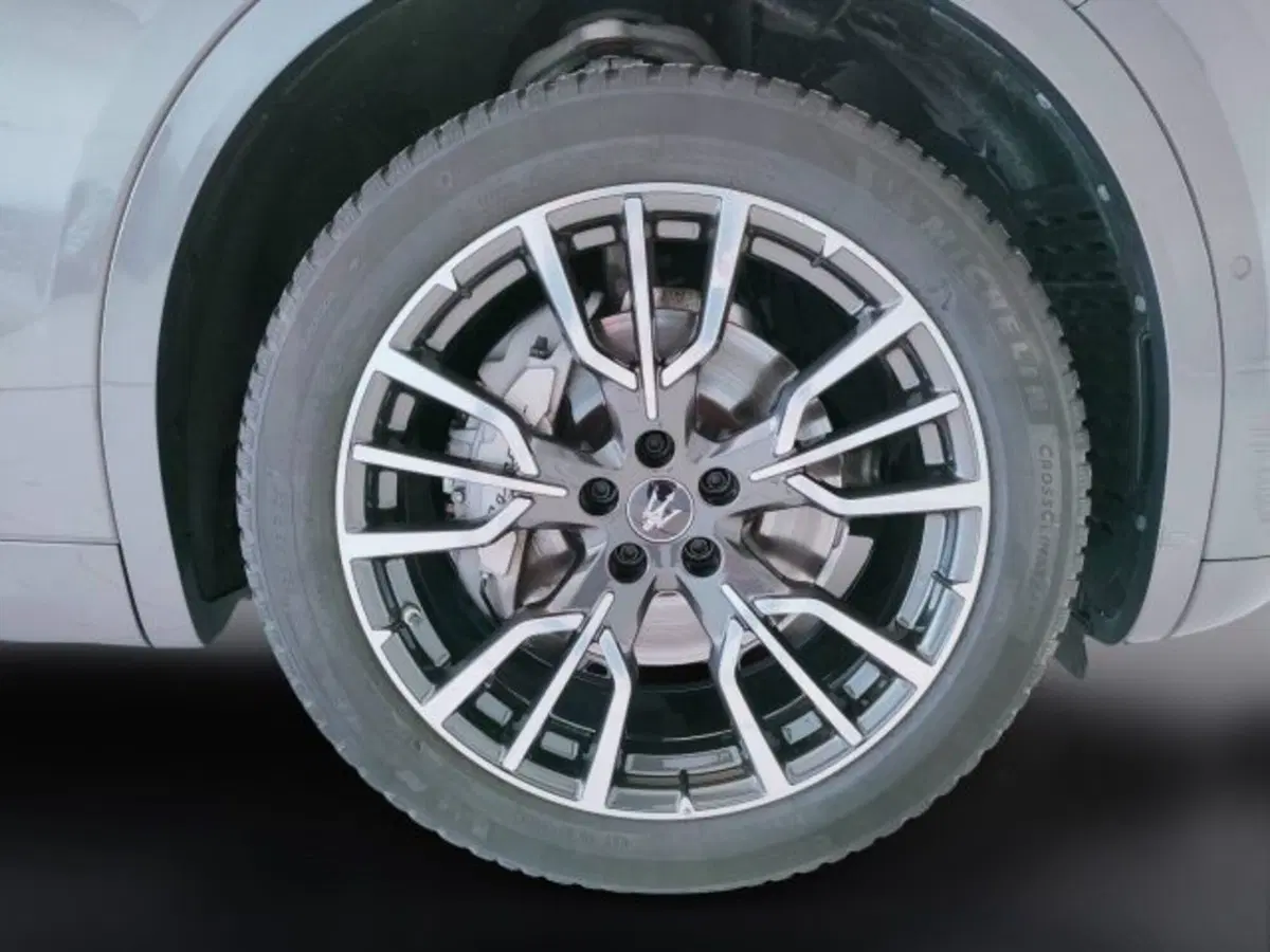Maserati Grecale usata a Teramo (10)