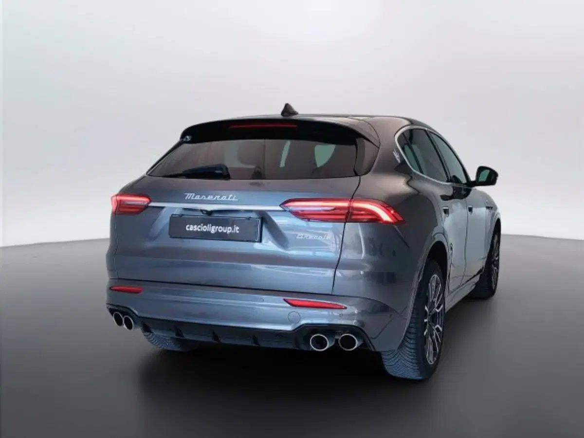 Maserati Grecale usata a Teramo (5)