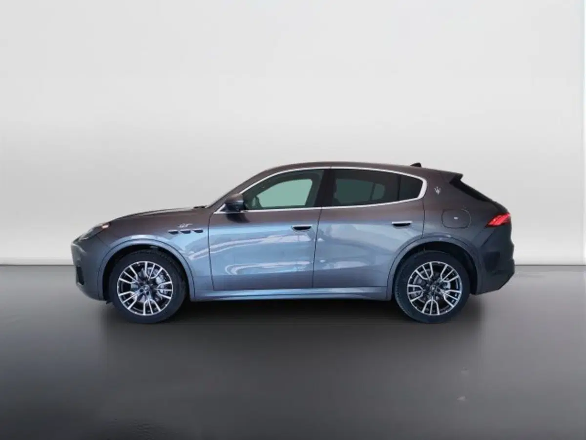 Maserati Grecale usata a Teramo (8)