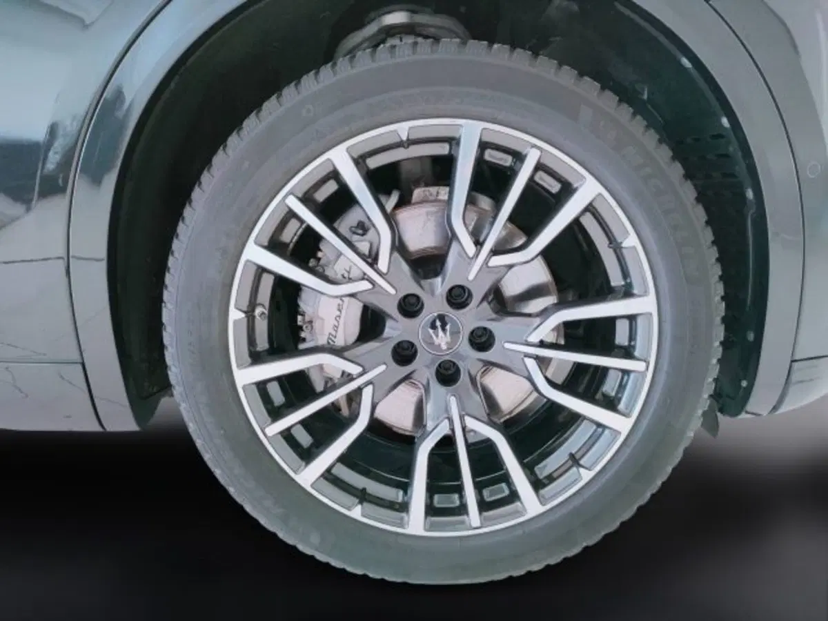 Maserati Grecale usata a Teramo (10)