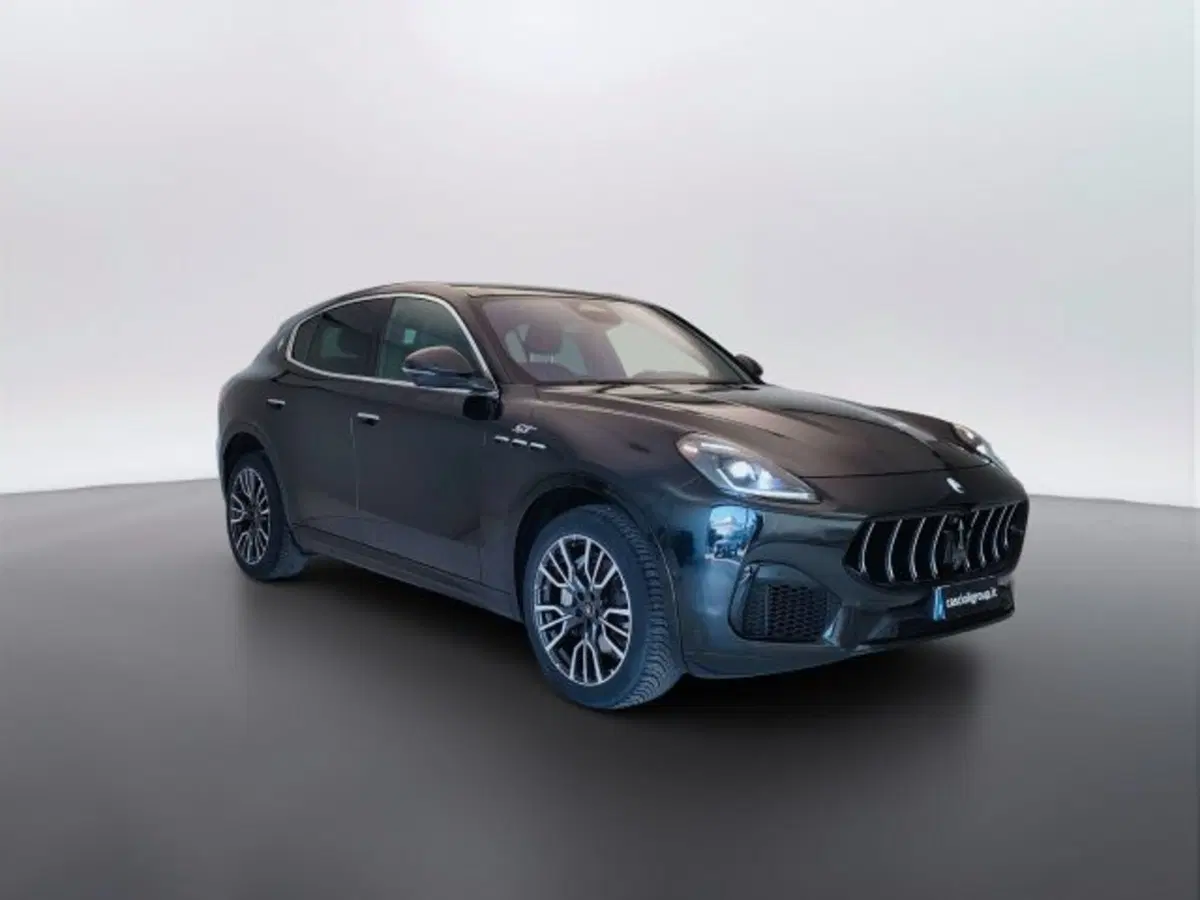 Maserati Grecale usata a Teramo (3)