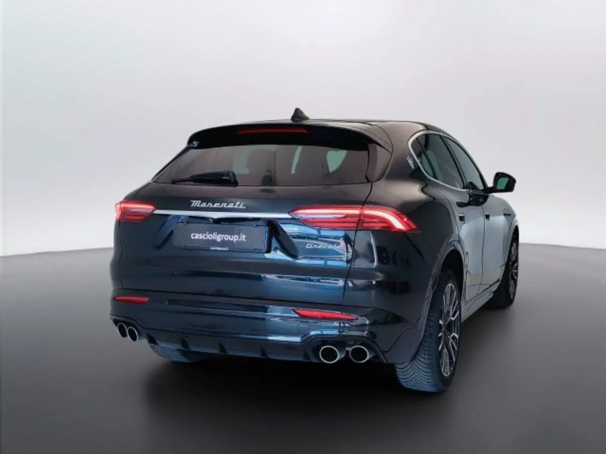 Maserati Grecale usata a Teramo (5)