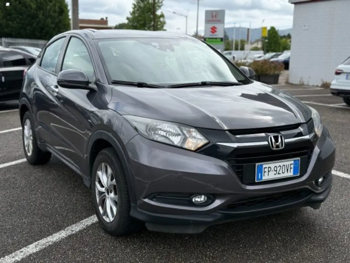 Honda HR-V usata a Lucca (3)