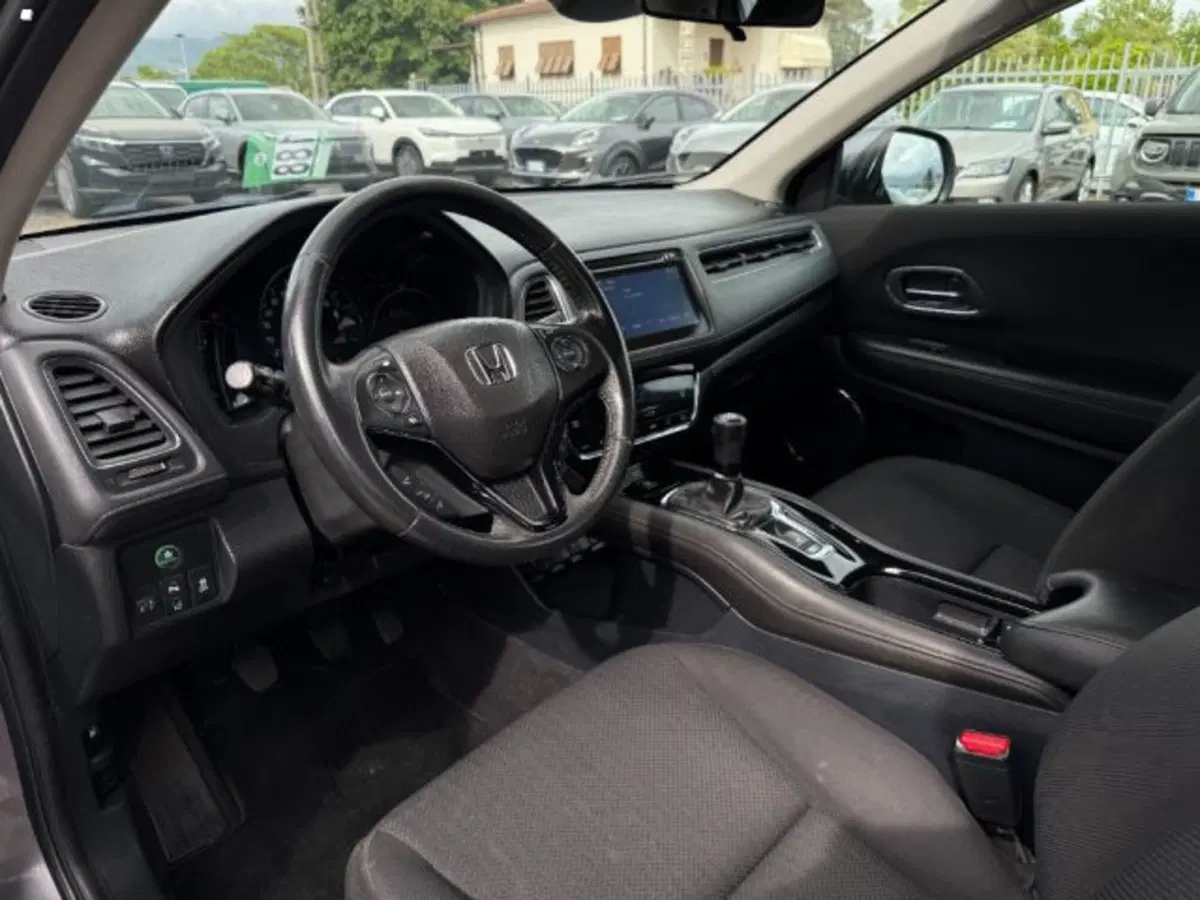 Honda HR-V usata a Lucca (7)