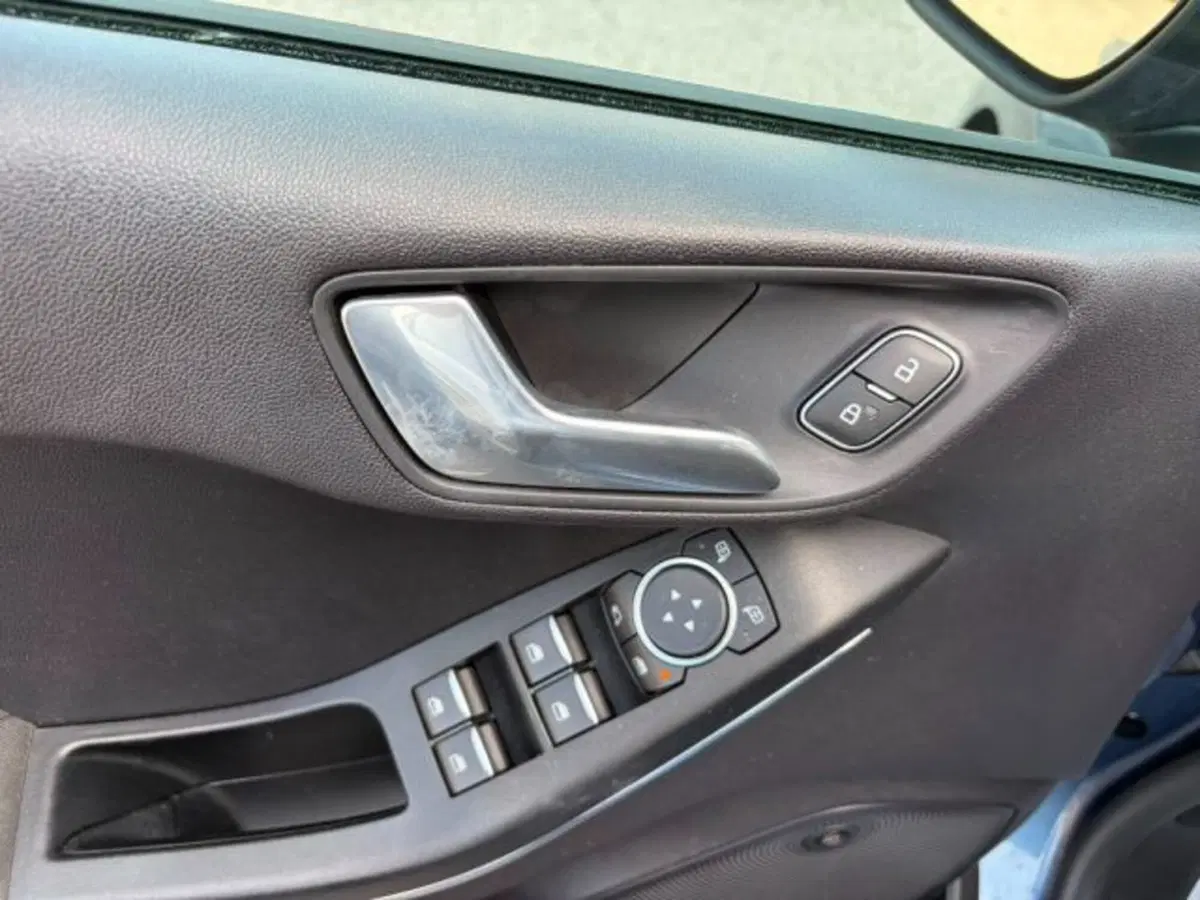 Ford Fiesta usata a Lodi (13)