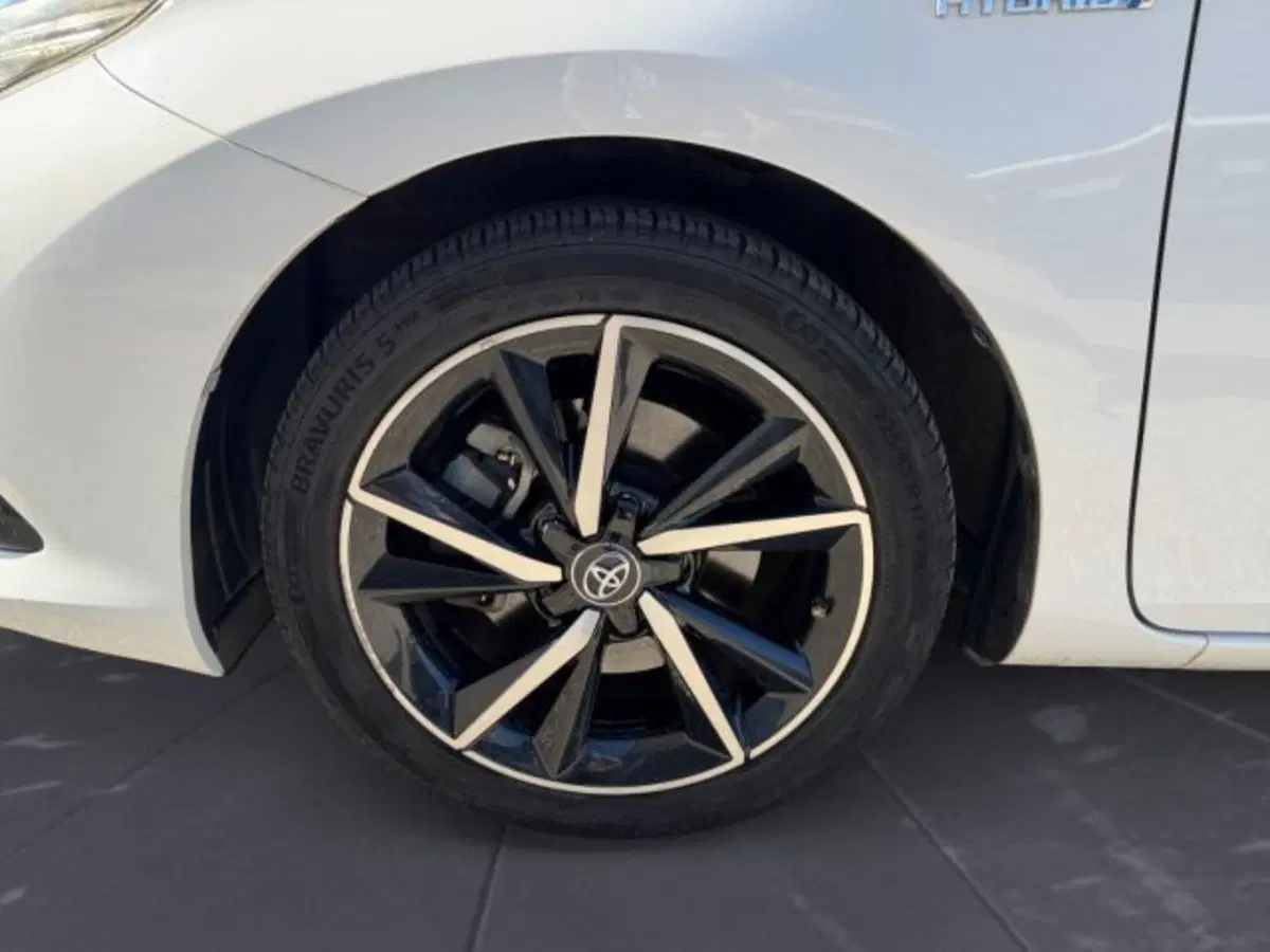 Toyota Auris usata a Treviso (17)