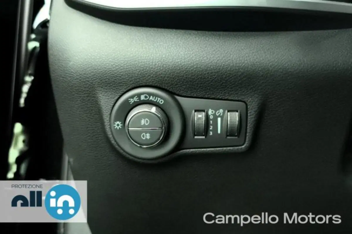 Jeep Compass usata a Venezia (19)